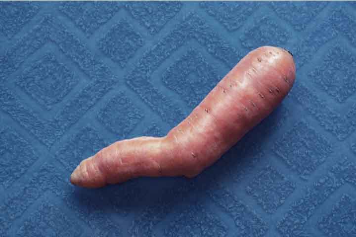 An image of a carrot that looks like a penis with Peyronie's disease